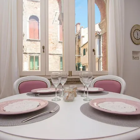 Grimaldi Apartments Ca Del Moro Venice Exterior photo